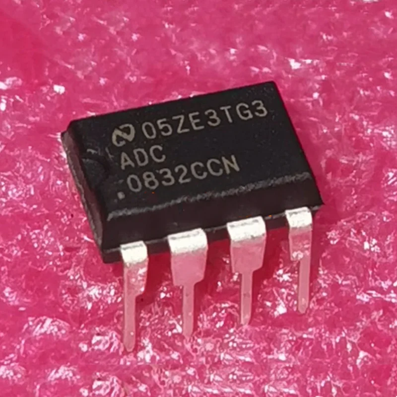 

ADC0832CCN NEW Original Genuine Chip Packing 8-DIP