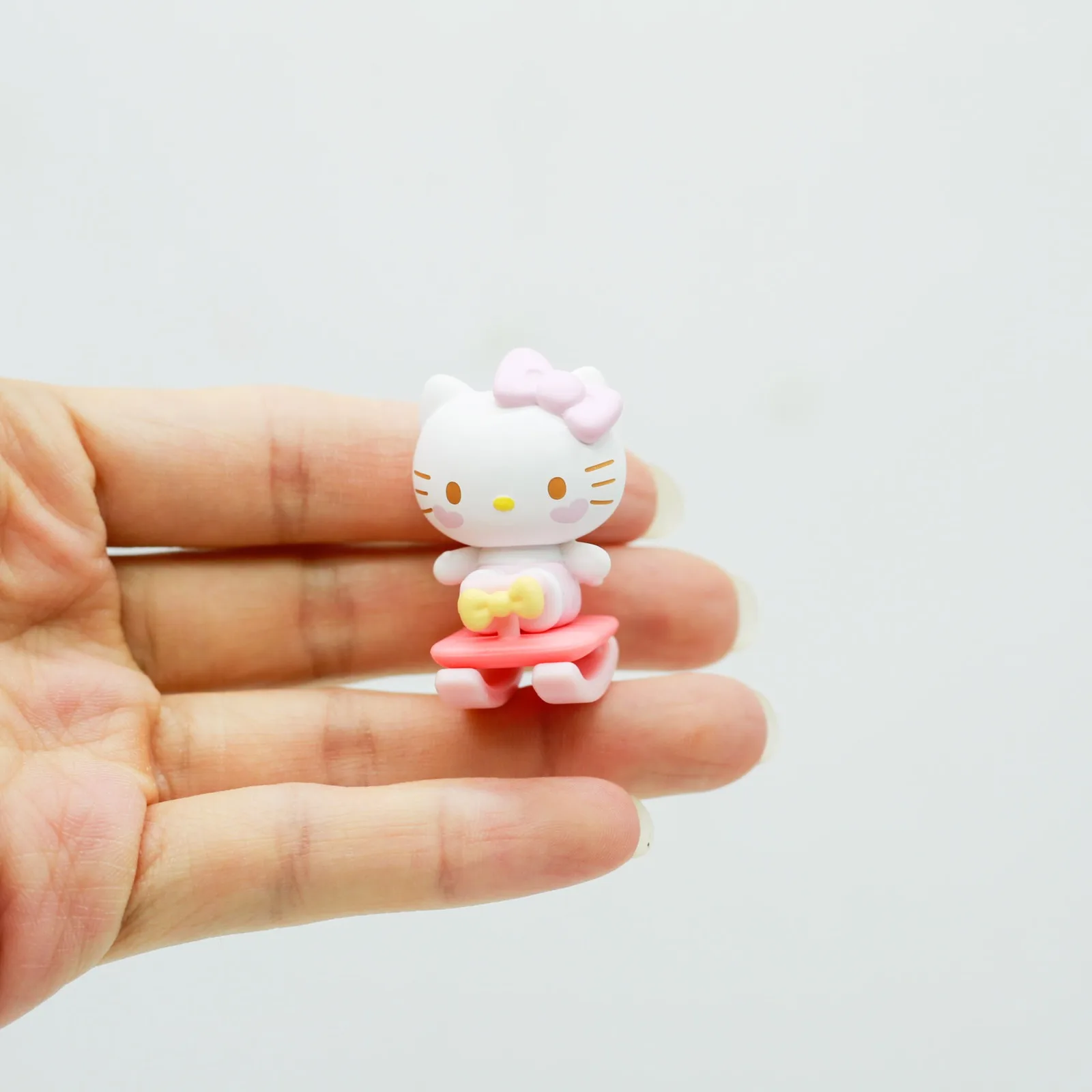 Sanrio personagens mini figura cadeira de balanço brinquedo caixa cega olá kitty minha melodia kuromi pochacco cinnamoroll boneca crianças presente