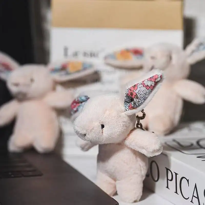 أحدث زهرة القماش أرنب حقيبة الظهر قلادة المفاتيح Kawaii ألعاب من نسيج مخملي دمية الكرتون أنيمي لطيف صديقة هدية عيد ميلاد متعة