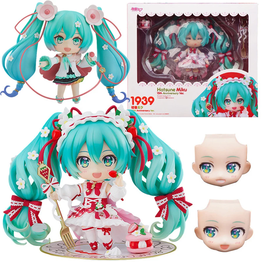 10cm/3.94in #1939 Hatsune Miku Anime Figure 15th Anniversary Strawberry Miku Action Figure #1940 Miku Collection Model Doll Toys