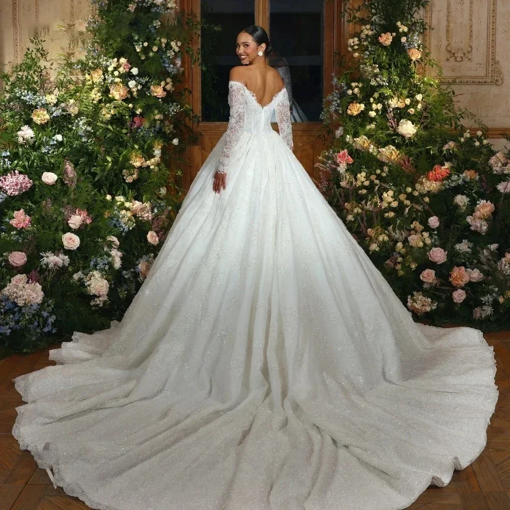 Customized Graceful A Line Long Sleeve Wedding Dress Lace Applique Beaded Vestido De Novia Bridal Gown Robe De Mariee