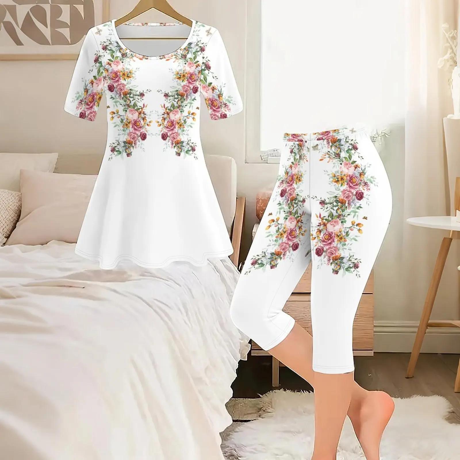 2pcs Fashion Print  Two Piece Set for Women Exercise Round Neck T-shirt  Casual Vacation Capri Pants