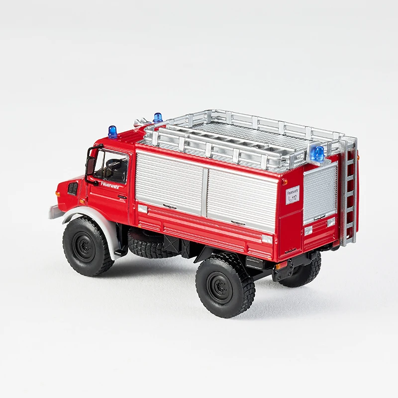 MASSDI 1:64 Unimog U1300L Van/ambulancia Civil de agua/oto todoterreno/motor de fuego coche en miniatura de aleación colección de niños exhibición de regalo de recuerdo