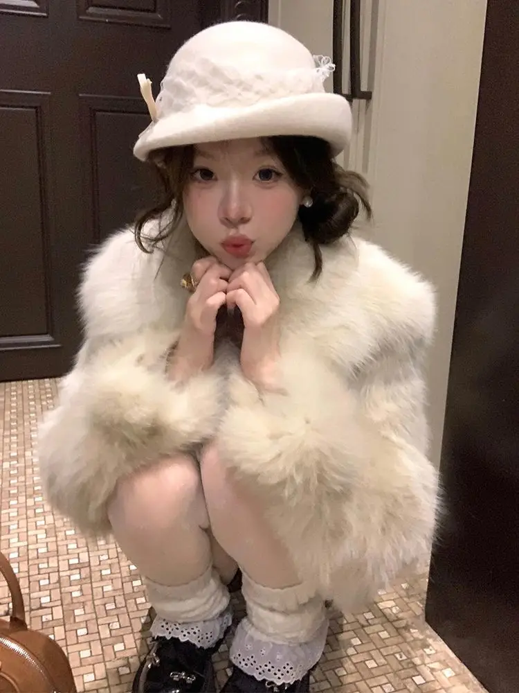 Faux Fur White Coat Coats Womens Snow Popular Cozy Fitted Leather Cashmere Regular Embroidered Patch Stand-Up Waistless Femme OL