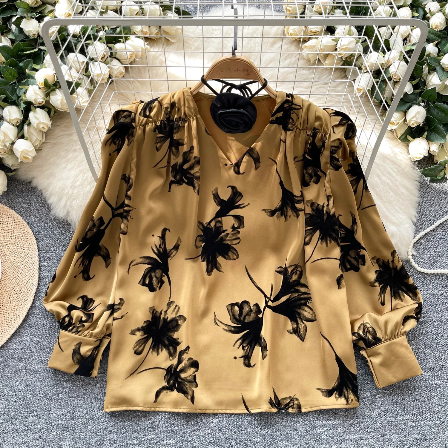 Elegant V-neck Floral Halter Vintage Long Lantern Sleeve Chic Jacquard Top French Basics Streetwear High Street Autumn Blouse