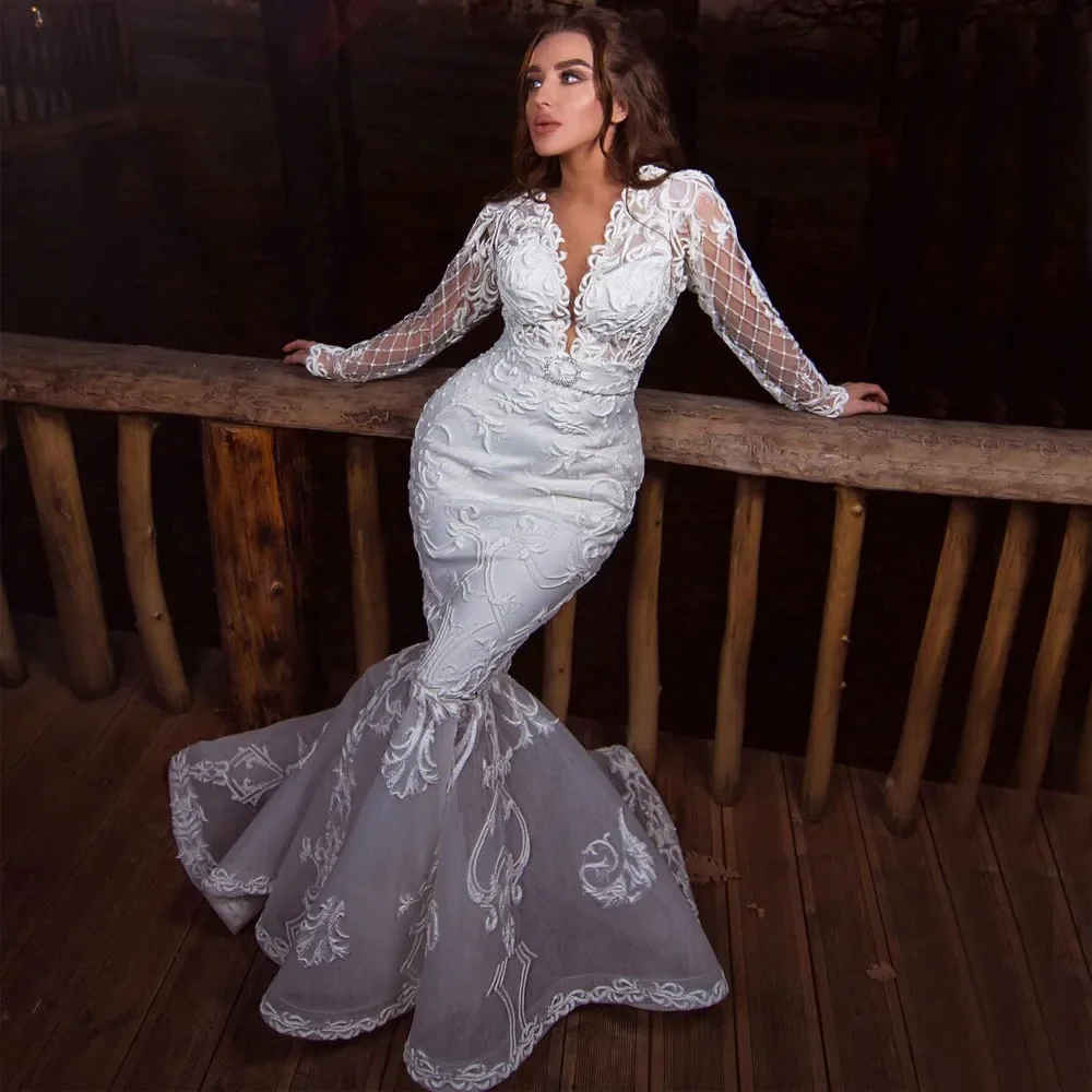 Sexy lace mermaid wedding dress beaded deep V-neck decal long sleeve beach custom new bridal dress Sweep train dress Mary