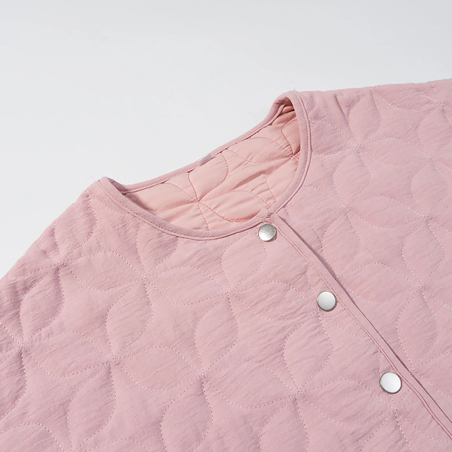 เสื้อคลุมผ้าฝ้ายทรงหลวมแฟชั่นสำหรับผู้หญิง คอกลม แขนยาว สไตล์ฤดูใบไม้ร่วง รุ่นใหม่ล่าสุด ปี 2025 ใส่ได้ทุกวัน สวมใส่สบาย