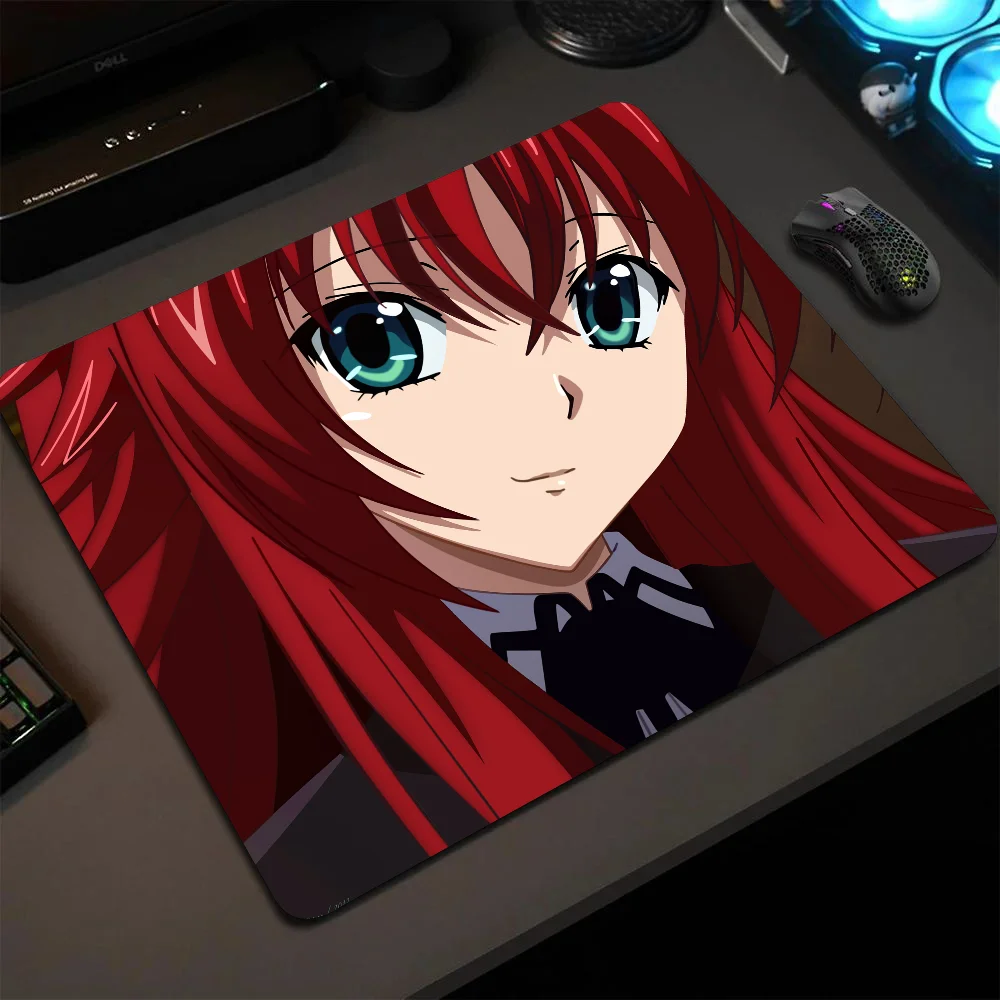 High School Dxd Anime Girl Mousepad Small LockEdge Mouse Pad For Gamers Computer Desk Pad Anti-slip Rubber