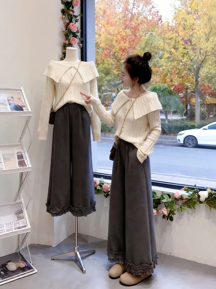

Autumn Fashionable Two-Piece Set plus Size Knitted One-Shoulder Top Wide Leg Pants Ensemble High Collar Elegant Look