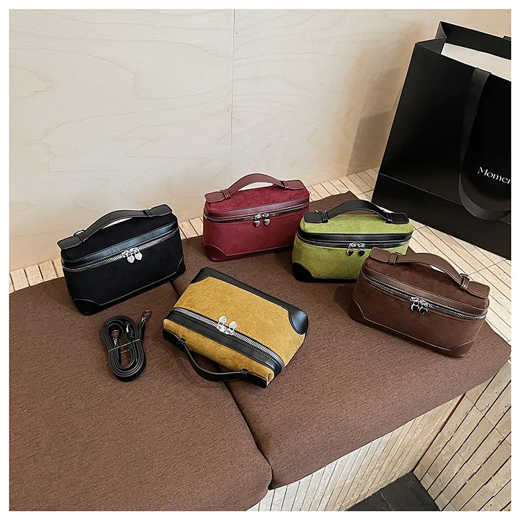 

2025 Новая матовая повседневная женская сумка, модная ручная винтажная модная сумка через плечо, квадратный кошелек