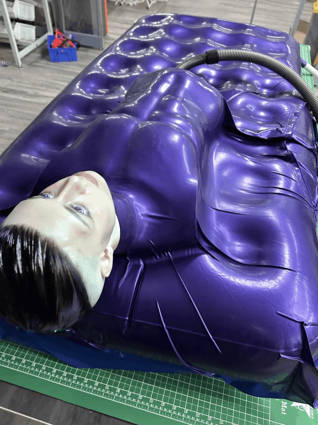 

customized inflatable Latex Vacuum bed rubber Sleep Bed Bag Fetish Bodysuits Body Bag Vacuum Bed mattress