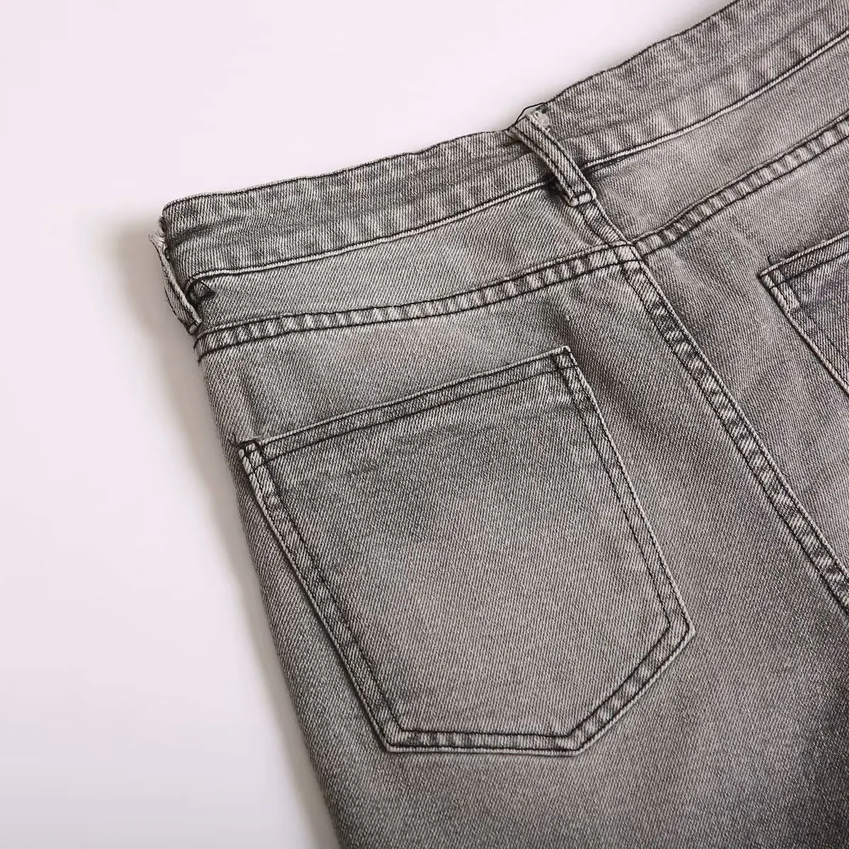 Celana pendek DENIM เรโทรแบบลำลองสำหรับผู้หญิงเข็มขัดเอวสูงโจ๊กเกอร์แฟชั่นใหม่2024 celana pendek DENIM