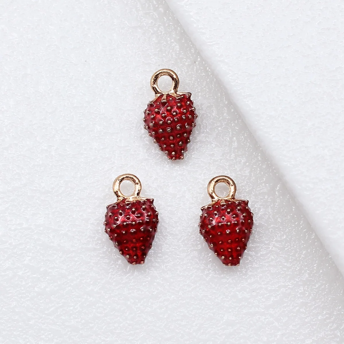 

20pcs 15x9mm Red Color 3D Strawberry Charms Pendants DIY Jewelry Making Accessories