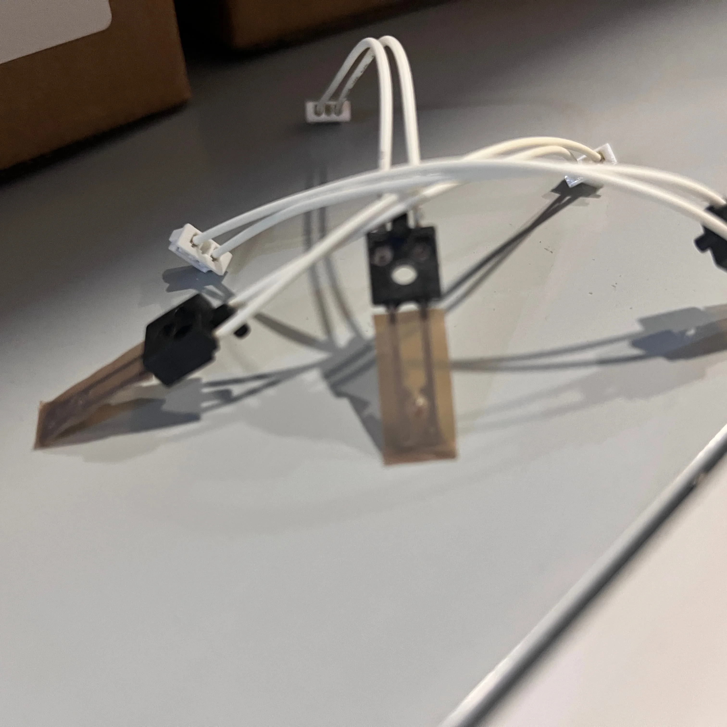 

20pcs AW10-0053 fuser Thermistor For Ricoh AF1022 AF2035 MP2550 MP2851 AF2035 AF3035 AF2045 Genuine original AW100053