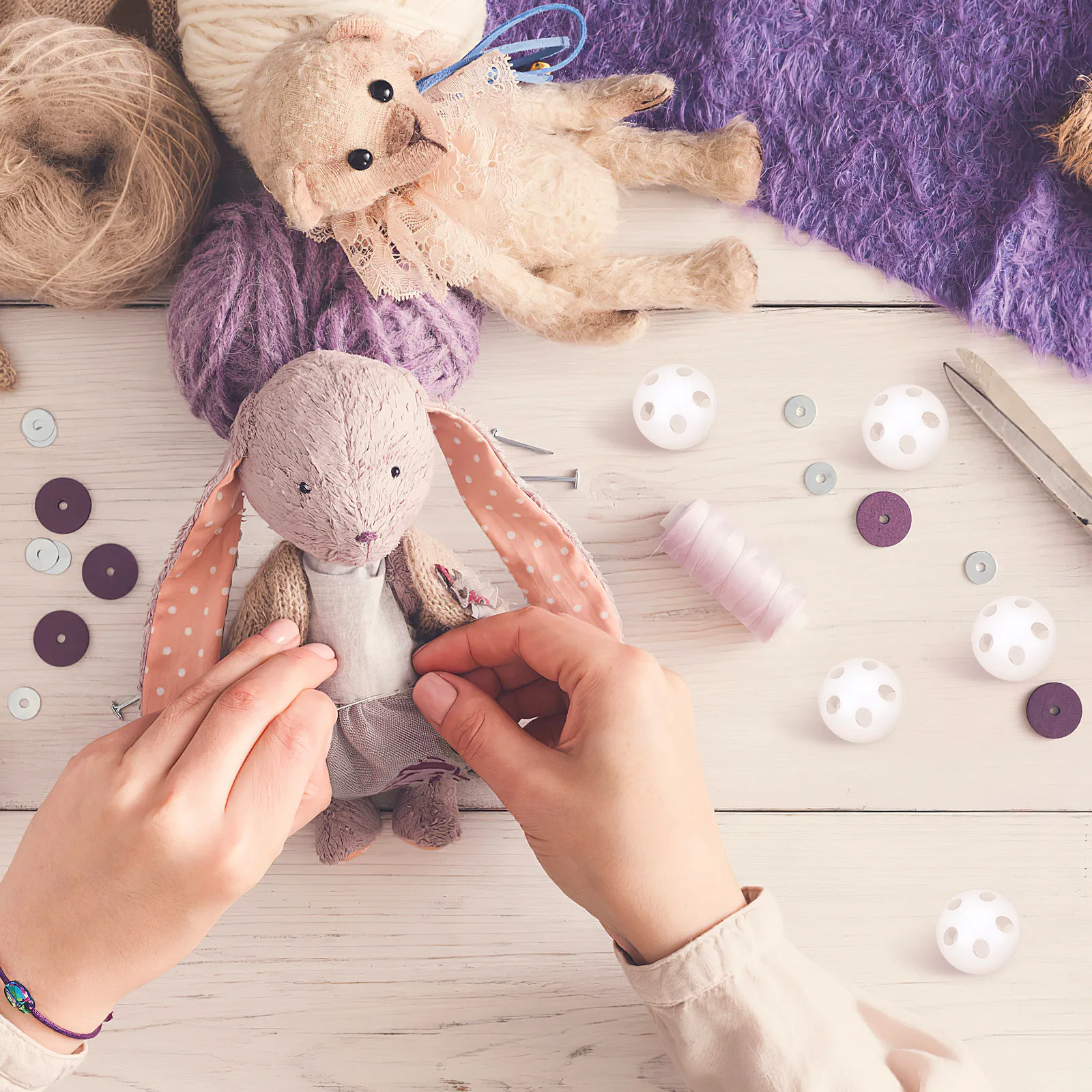 

50 шт. пластиковых шариков-погремушек, издающих звук, для стимуляции младенцев, для поделок своими руками, запасные части для погремушек