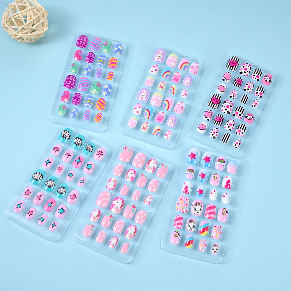 24Pcs/Box Pink Unicorn Children Press On Nails Candy Color Rainbow Stripe Polka Dots Full Cover Kids Nails False Nail Decoration