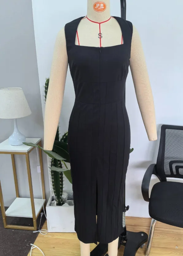 Elegantes, figurbetontes Midikleid mit eckigem Ausschnitt und Reißverschluss für Damen – Sommer 2026 Neuheit – Detail 4