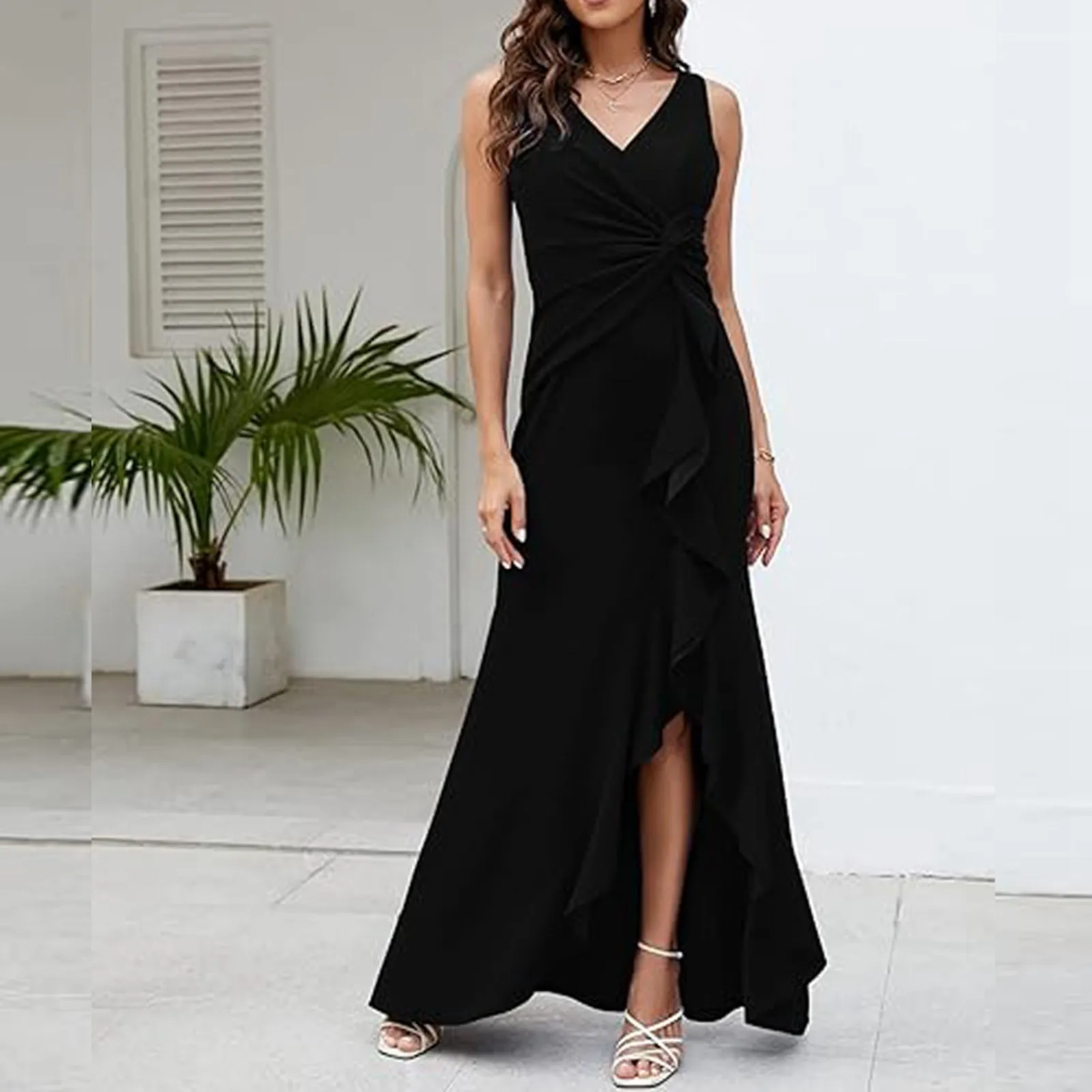 Women's Elegant Evening Dress Sleeveless V-Neck Ruffled Slit Dress Long Nobility Slim-Fit Dress Solid Color Sexy Party Dress