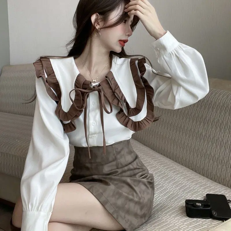 Autumn Winter Peter Pan Collar Korean Patchwork Blouse Women Clothing Sweet Buttons Loose Long Sleeve Shirts Femme Ruffles Tops