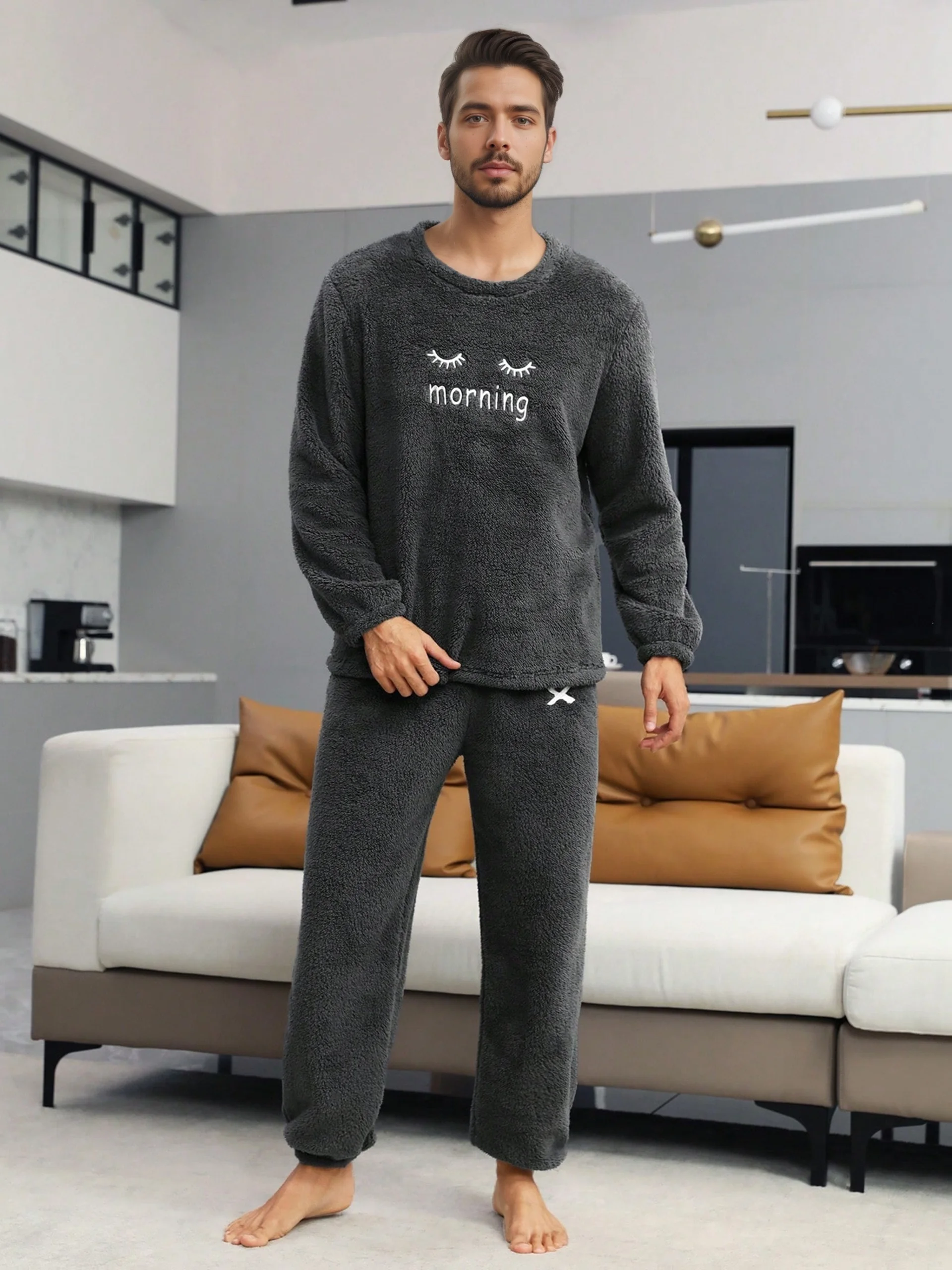 طقم بيجامات رجالي من الفلانيل طقم ملابس مريحة دافئة مطرزة للرموش ملابس مريحة سميكة ملابس منزلية ناعمة ومريحة
