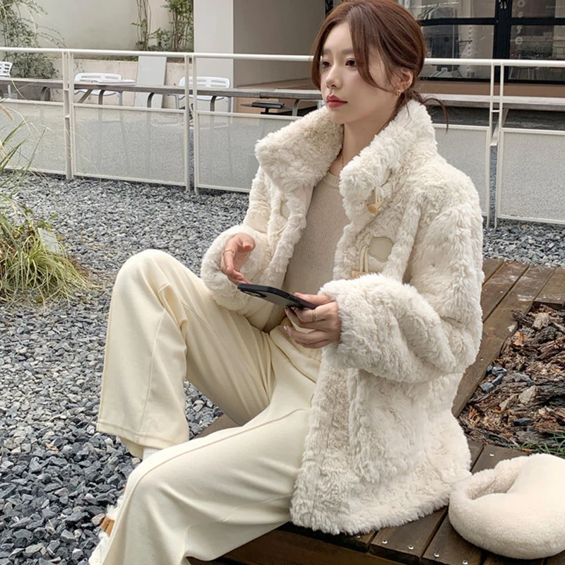 Beige Horn Buttons Faux Fur Coat Women 2024 Winter Long Sleeve Lamb Wool Jacket Woman Korean Fashion Thicken Warm Outwear Female