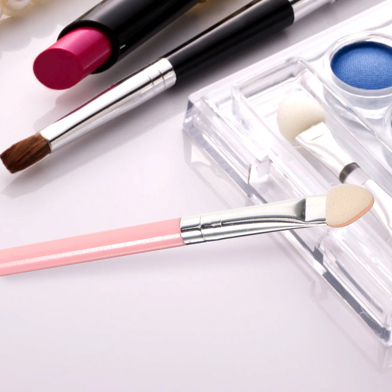 Pennelli per trucco sottili per ombretto Applicatore per polvere per sbavature Manico in plastica Morbido e confortevole Design ergonomico Sicuro