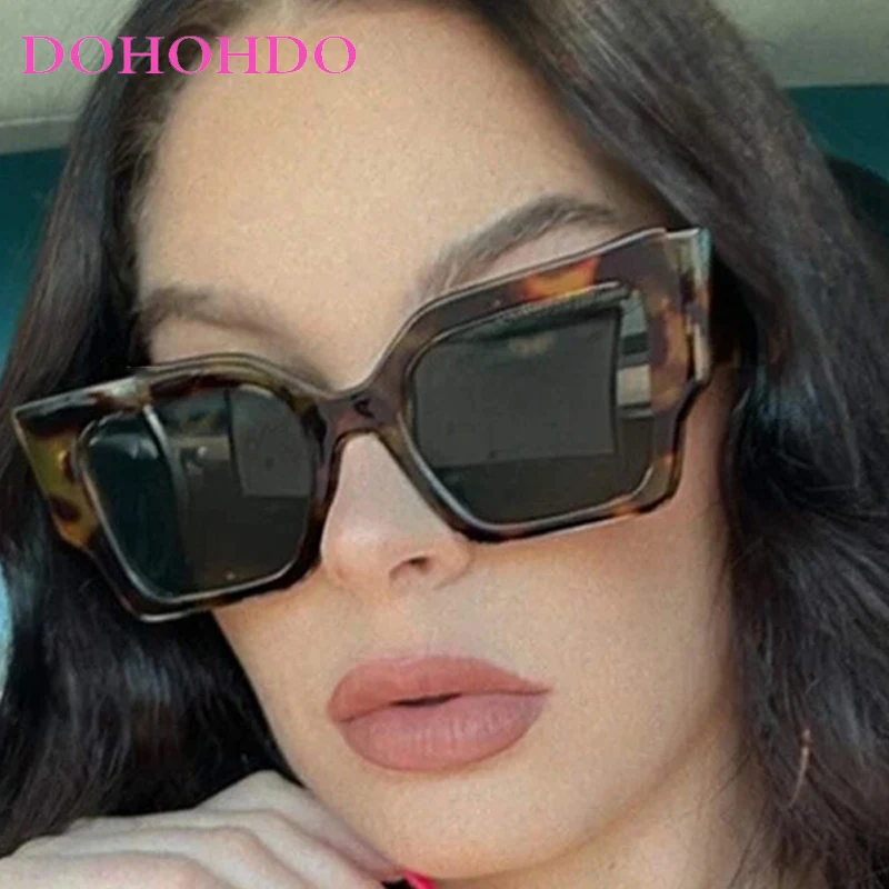 

Women Men Oversized Square Frame Sunglasses New Luxury Personality Fashion Eyeglasses Driving Shades Eyewear UV400 Lentes De Sol