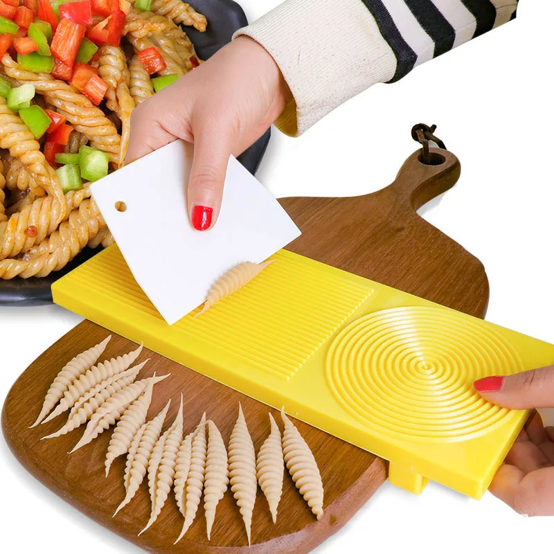 Multifunctional Pasta Macaroni Making Tool Pasta Maker Noodle Maker DIY Macaroni Making Baking Pan Mould Kitchen Gadgets
