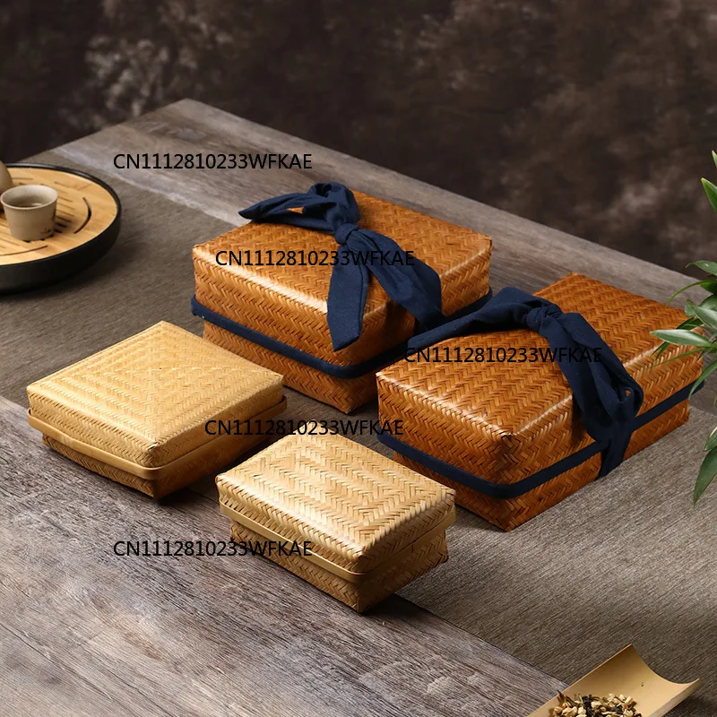 Bamboo woven retro storage bag, hand-woven ornamental bamboo basket,  handmade bamboo woven cloth bag, antique storage box