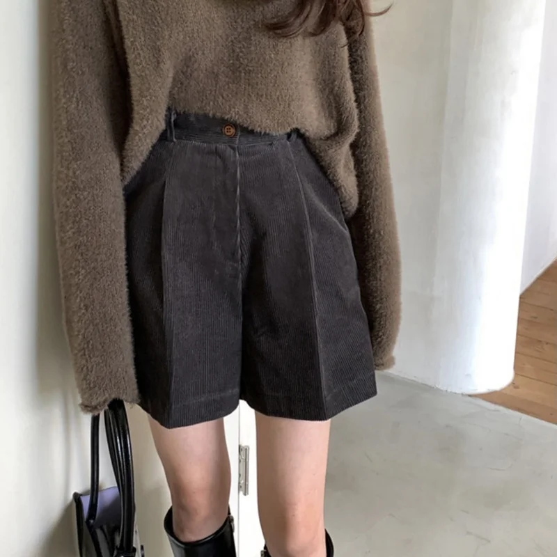 Versatile Wide Leg Corduroy Shorts Korean Style High Waist Nine Points Casual Pants for Women All Seasons Chinese Manufacturer