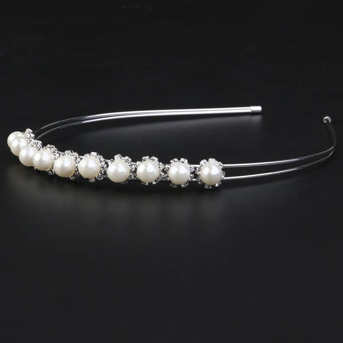 Elegant Bridal Tiara Headband for Women Featuring 12-14Mm Pearls Rhinestone Crystal Flowers Wedding Prom Party Hair Accessory