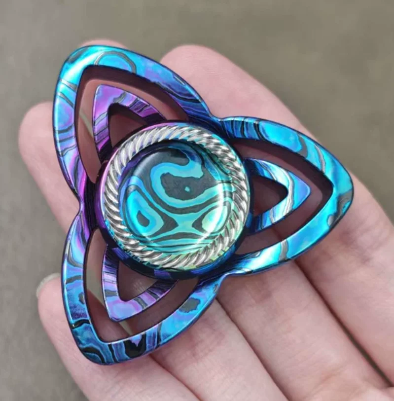 Used EDC MOS zircuti Haptic Spinner Fingertip Gyroscope Decompression Toys