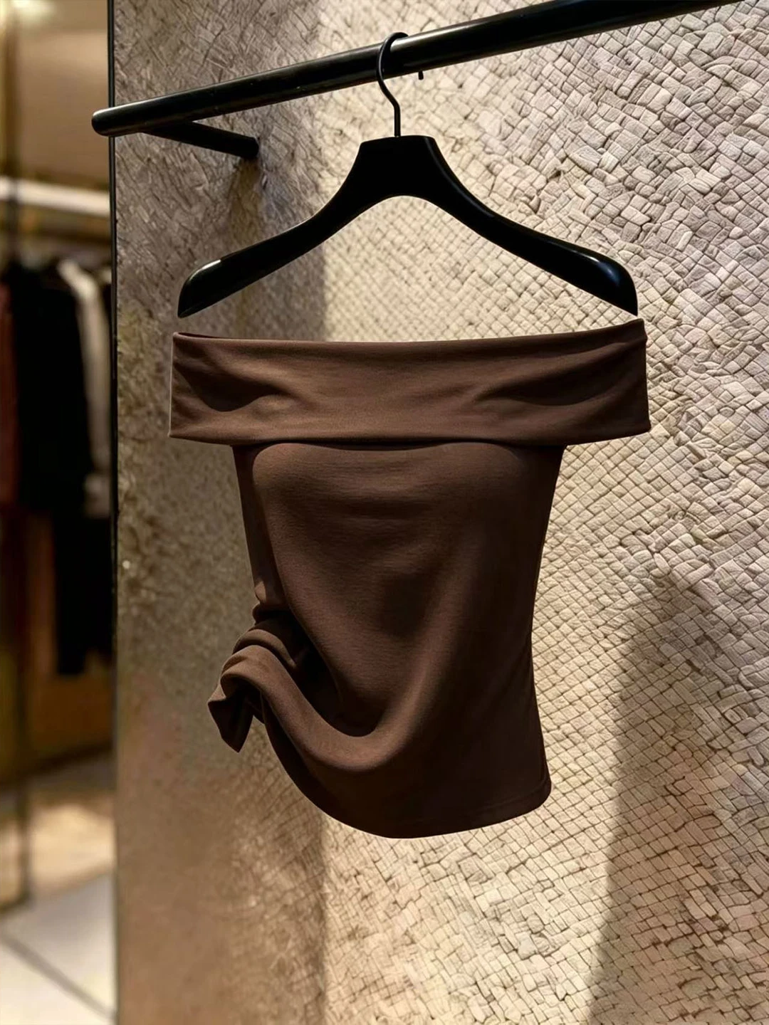 

Pure Color One-Shoulder T-Shirt Slim Fit Fashion Trend Korean Style Short Sleeve Casual Top for Young Women in Summer