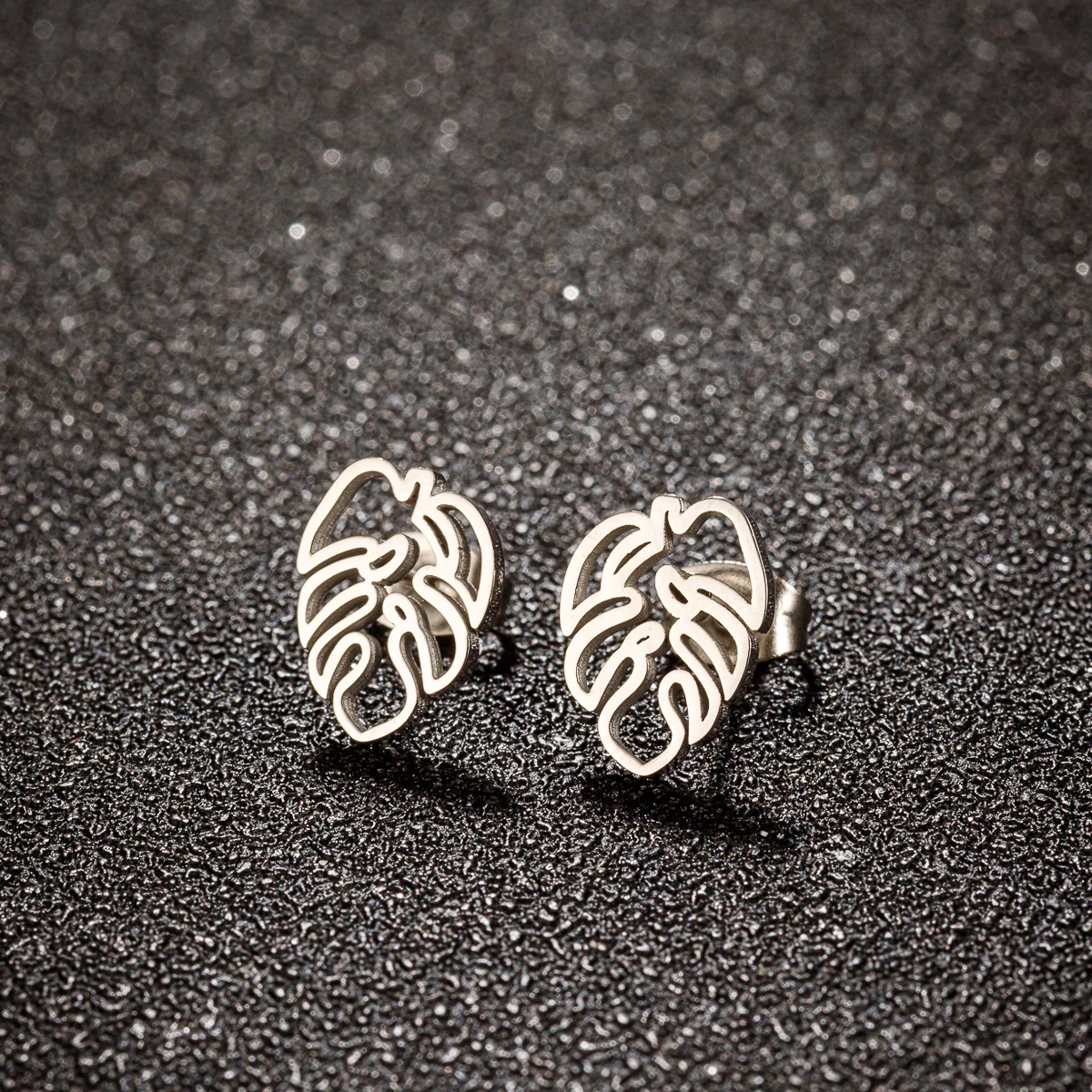 1 Pair New Fashion Small Monstera Leaves Ear Stud Stainless Steel Monstera Accessories Jewelry Gift