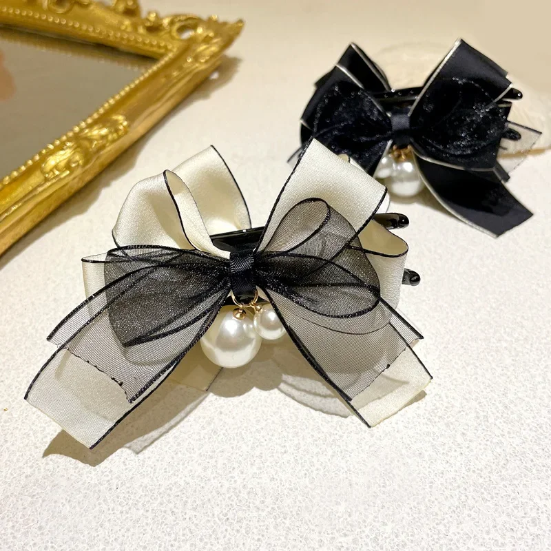 Fashion Lace Bow Pearl Hair Grab Clip Elegant Shark Clip Retro Headdress High-Quality Hairpin Fixed Hair Accessories for Women