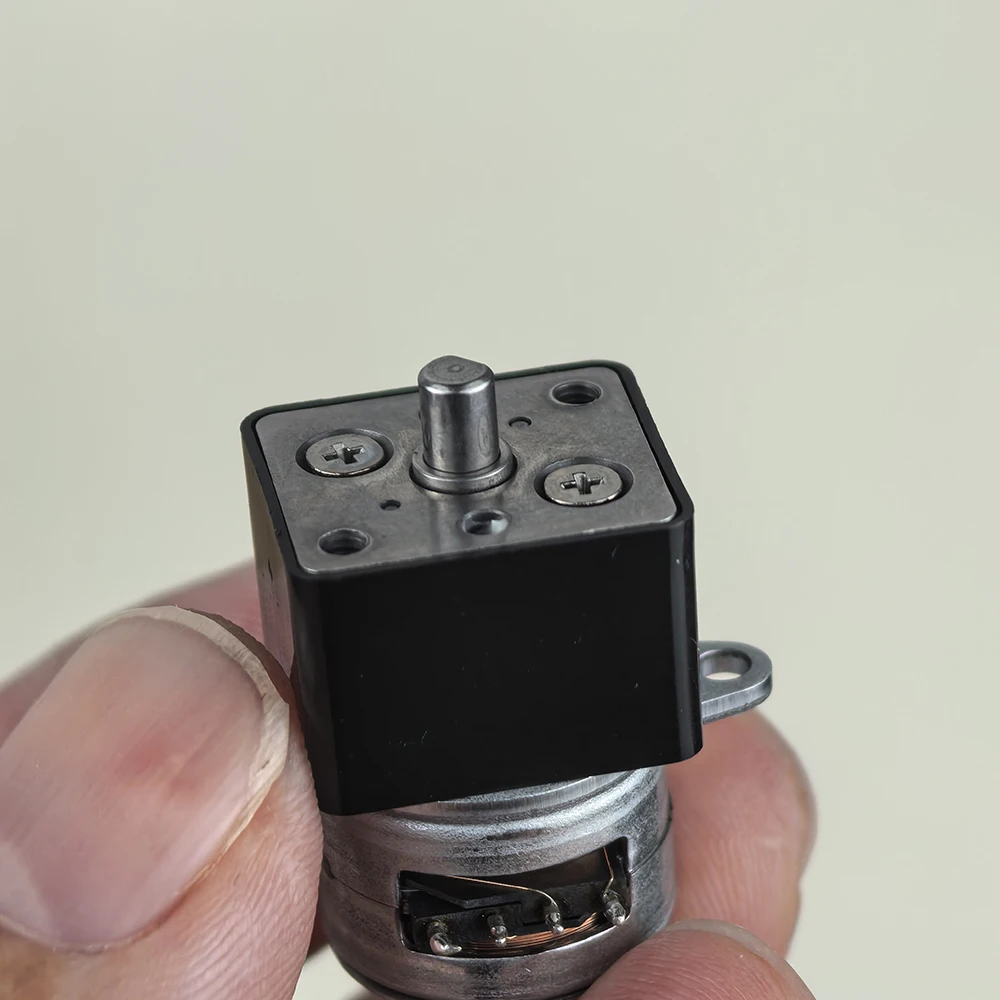 15BY Micro 15mm Metal Gearbox Gear Stepping Motor 2-Phase 4-Wire Stepper Motor DIY Robot Monitor Camera