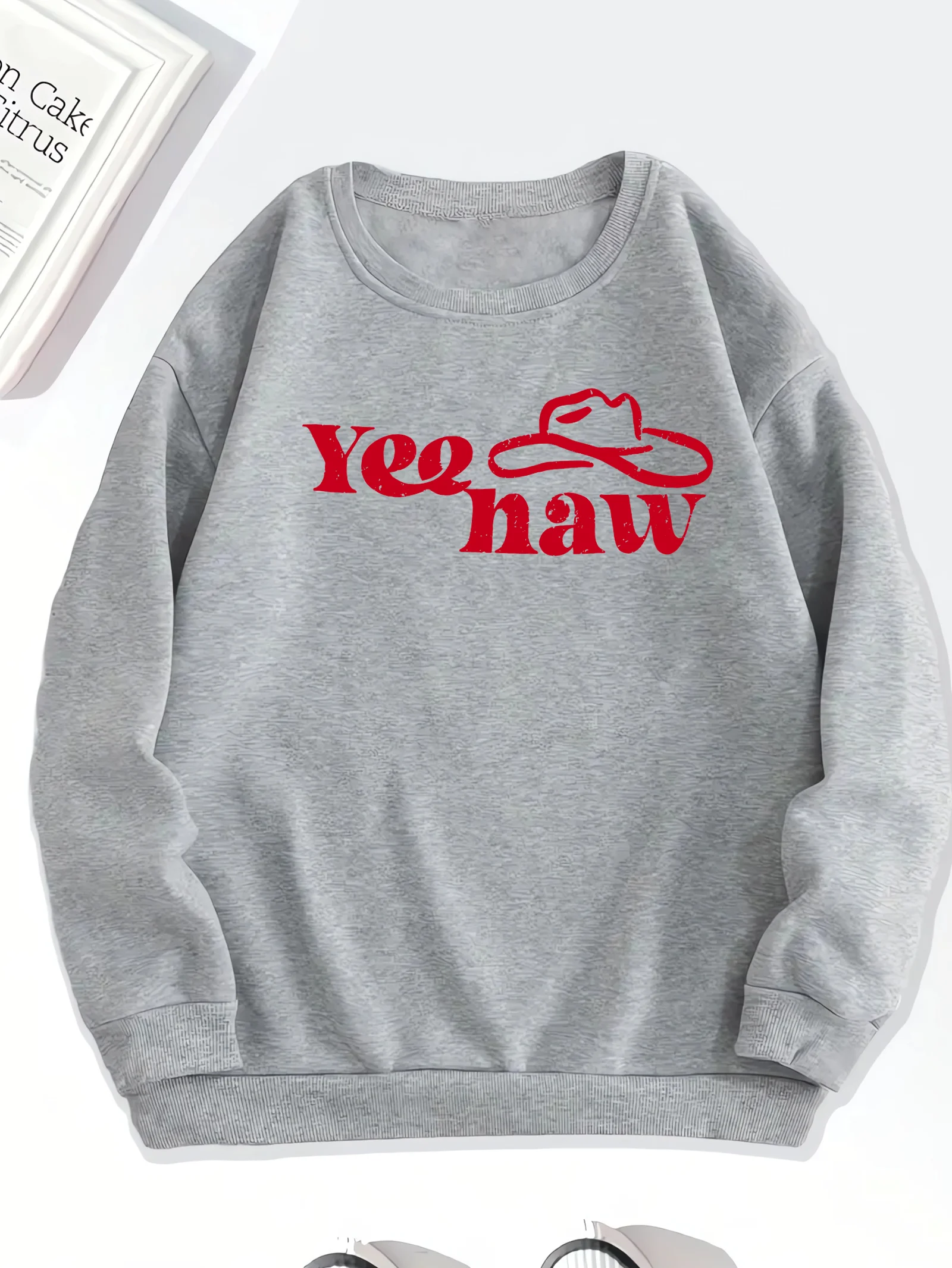 

Fashionable and trendy, women's round neck printed hoodie, women's autumn and winter casual clothing, loose and comfortable