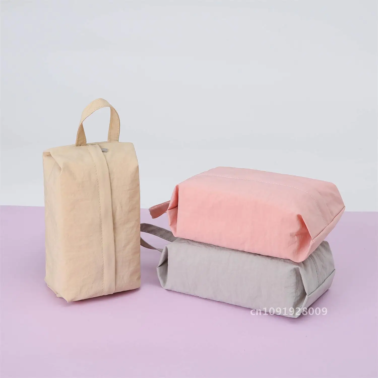 

Portable Travel Business Storage Bag - Multi-purpose Wash Bag for Underwear Socks Toiletries Handbag Style Non-woven Fabric