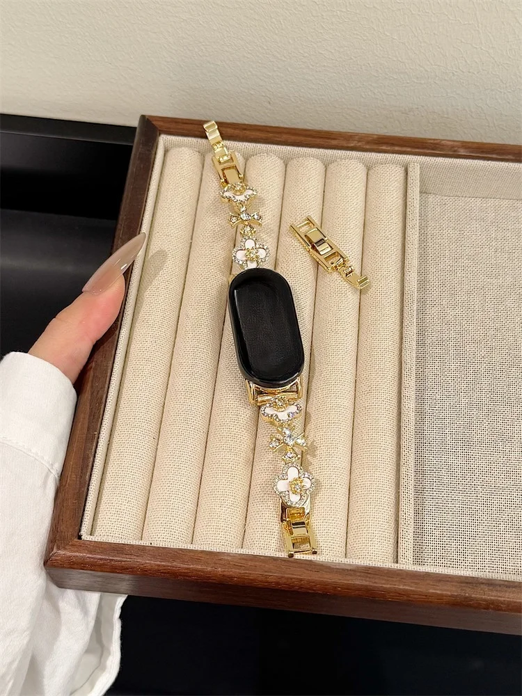 

Four leaf clover metal strap suitable Xiaomi Band 8Pro/9Pro，For Mi band 3/4/5/6/7，8/8NFC/9/9NFC/10/10NFC，For Redmi Watch5/4/6