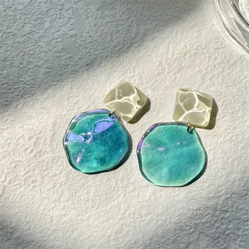 Romantic Irregular Geometric Pink Blue Color Round Stud Earrings Personality Transparent Water Ripple Acrylic Circular Earrings
