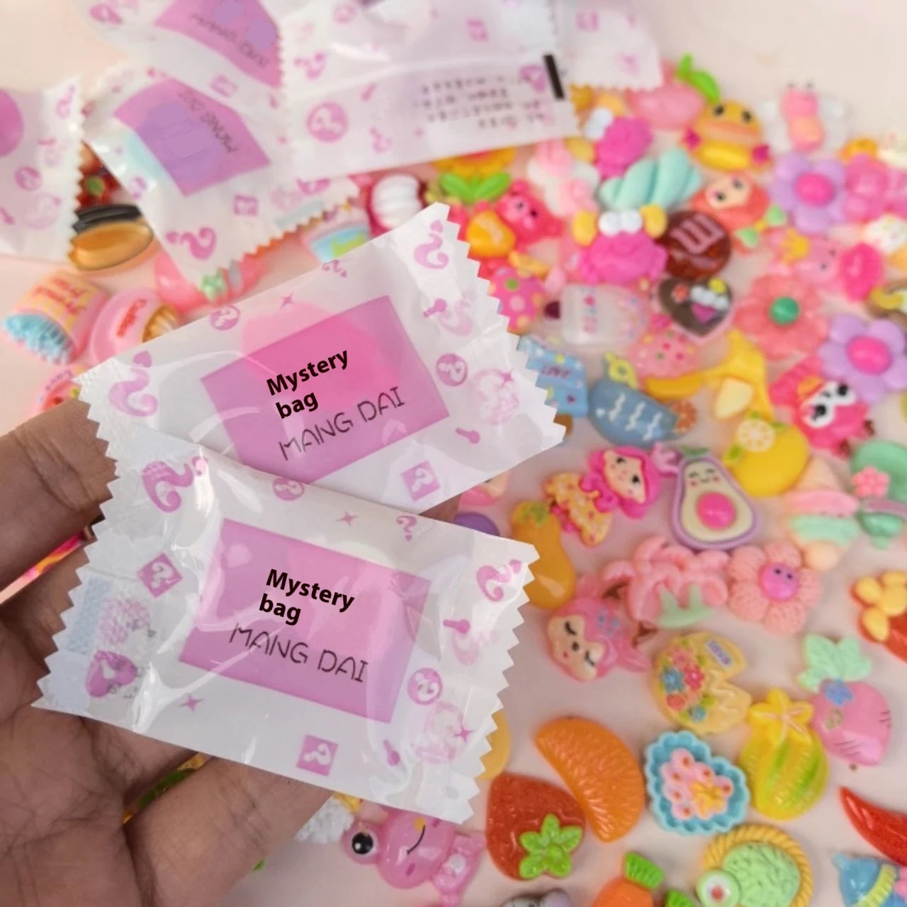 

100pcs Mini Resin Food Blind Box Home Kitchen Accessory Model Creative Desktop Food Toy Decoration Statue Holiday Blind Box Gift