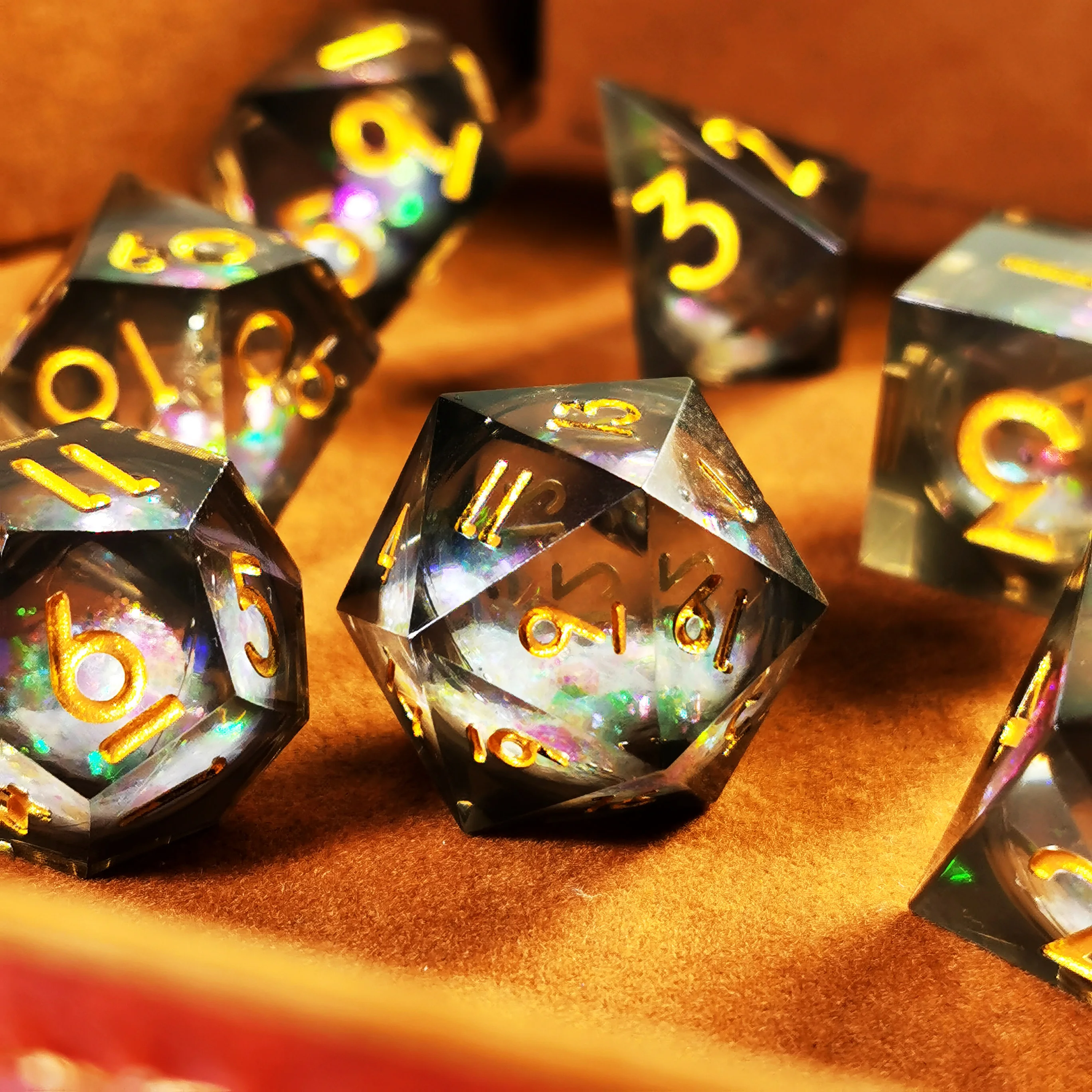DnD Dice Set - 7 Resin Polyhedral Dice with Rainbow Color Effect for Dungeons and Dragons RPG Games