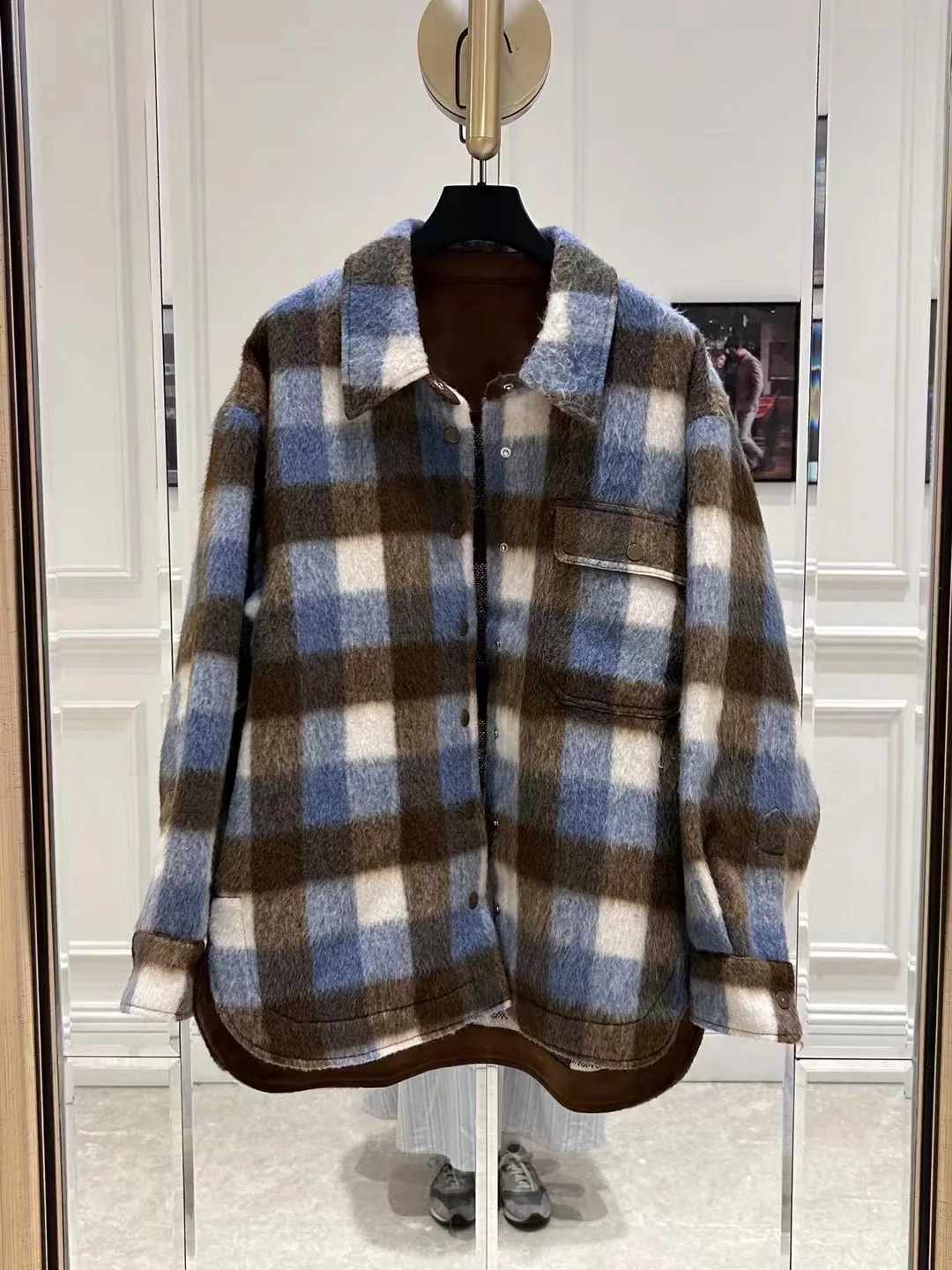 Autumn and winter women's new woolen plaid shirt coat very popular wool plaid coat lazy style