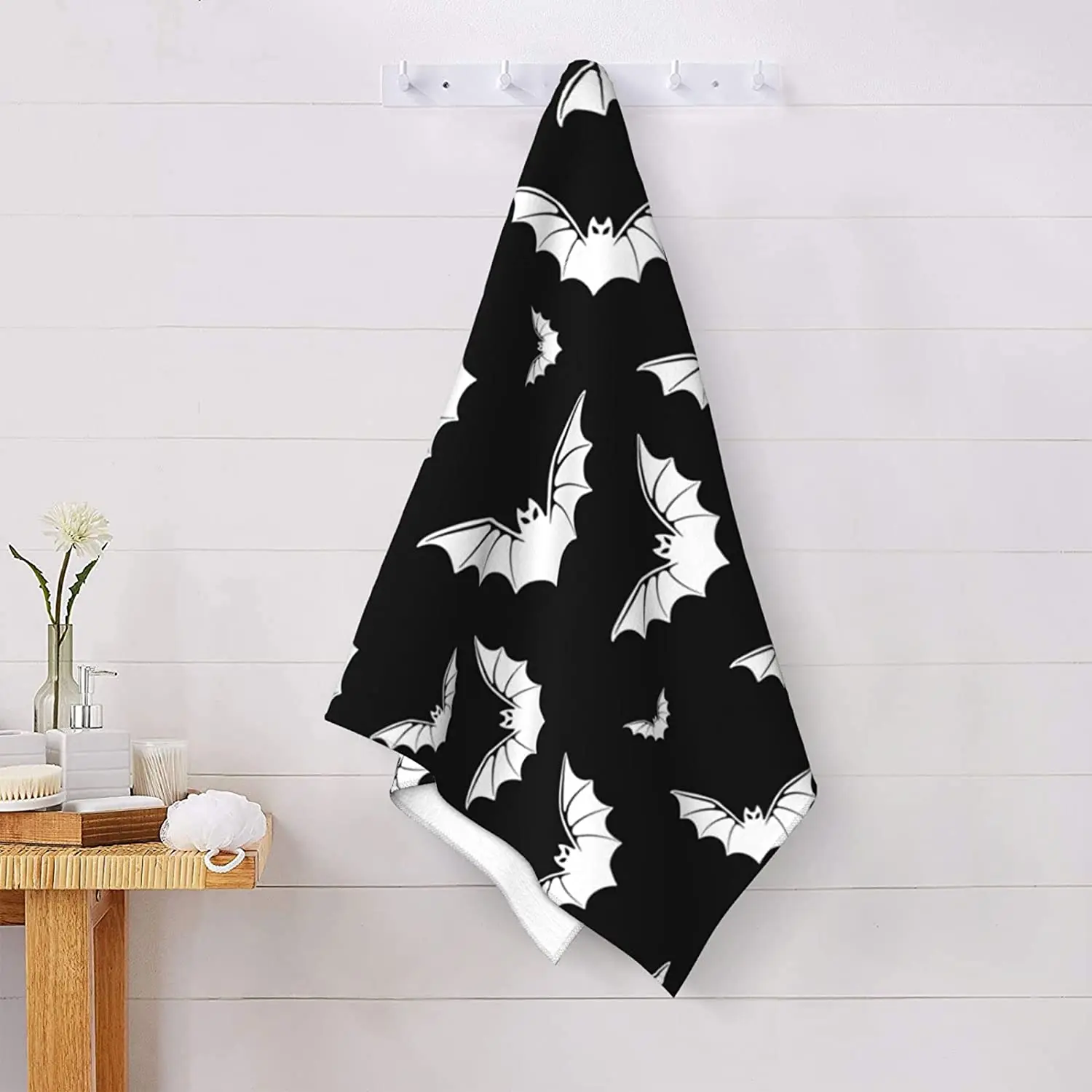 Microfiber Gothic Bat Beach Towel Funny Halloween Bats Goth Retro Black and White Bath Towels Pool Swim Towel Travel Bathroom