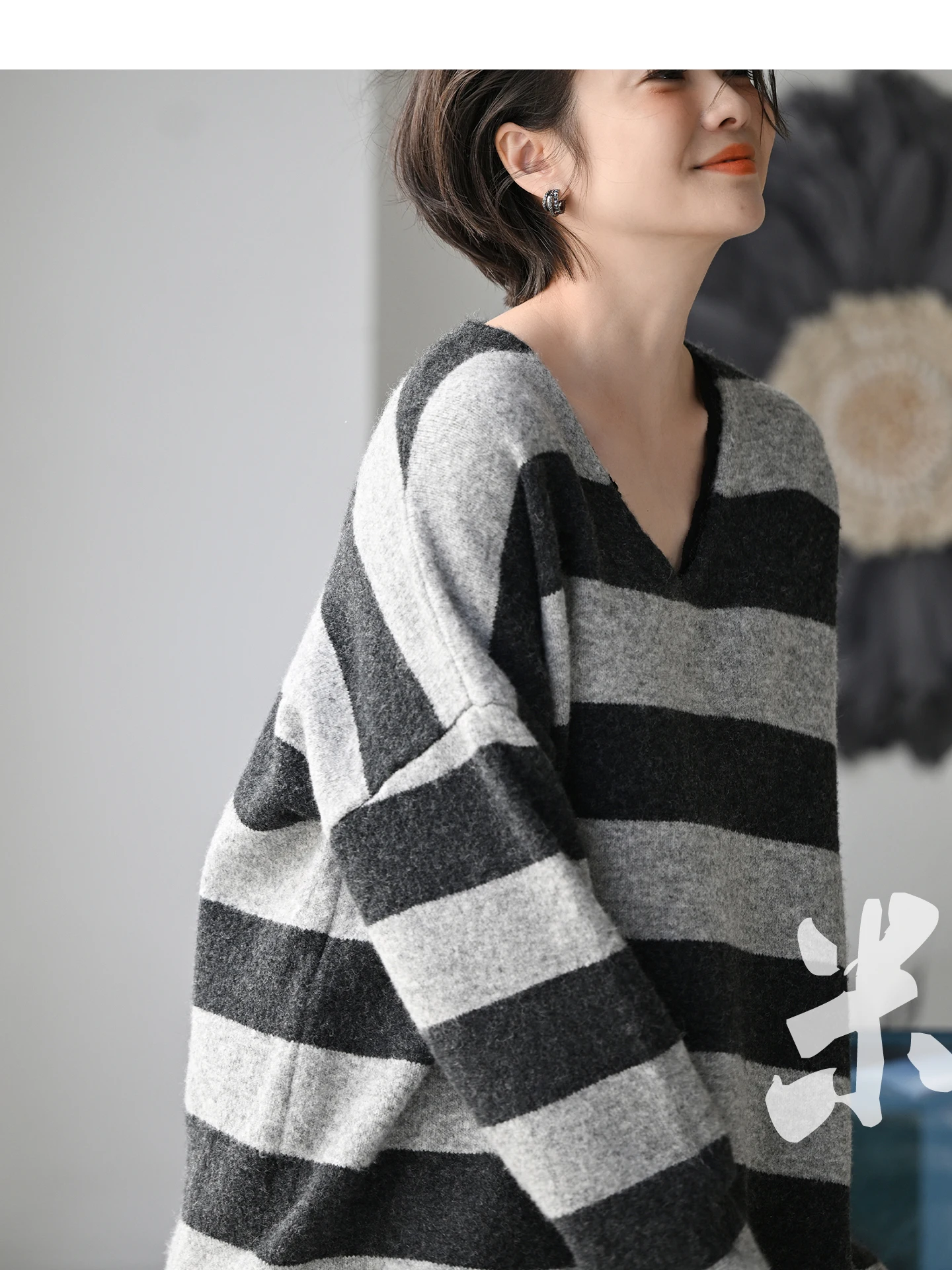 

Artistic Color Blo Wide Stripe V Ne oulder Dropped Knitted Sweater Women Base Layer Outerwear Spring Milan Declaration