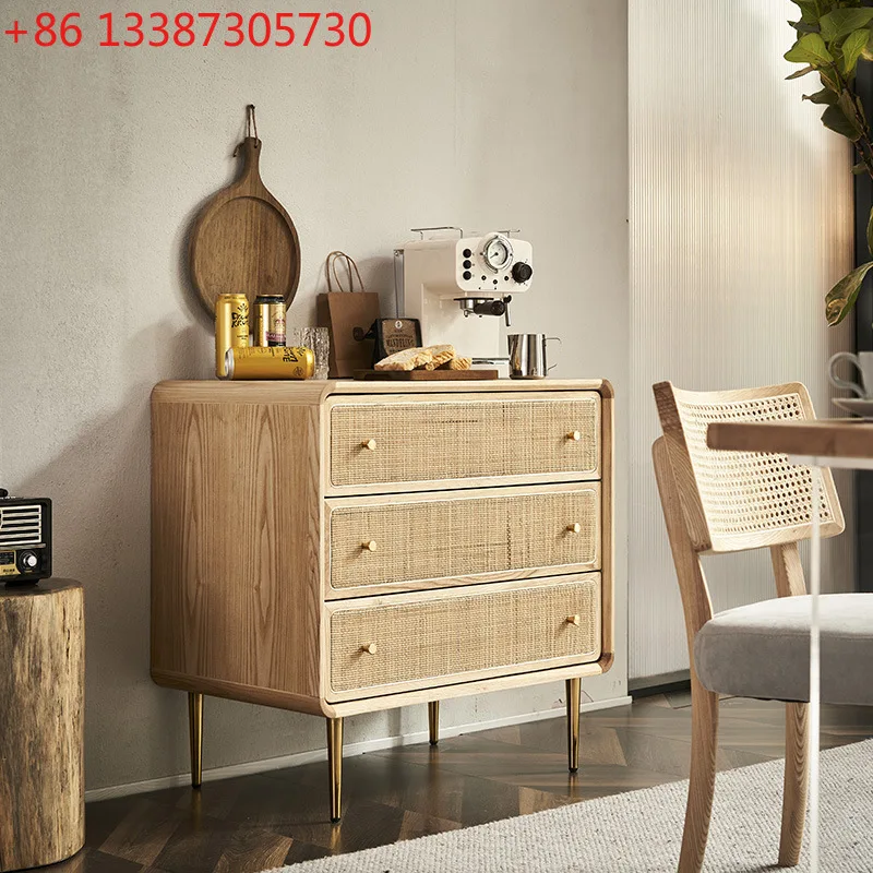 

Скандинавский шкаф-комод из массива дерева и ротанга с тремя ящиками, в стиле ретро, многофункциональный.