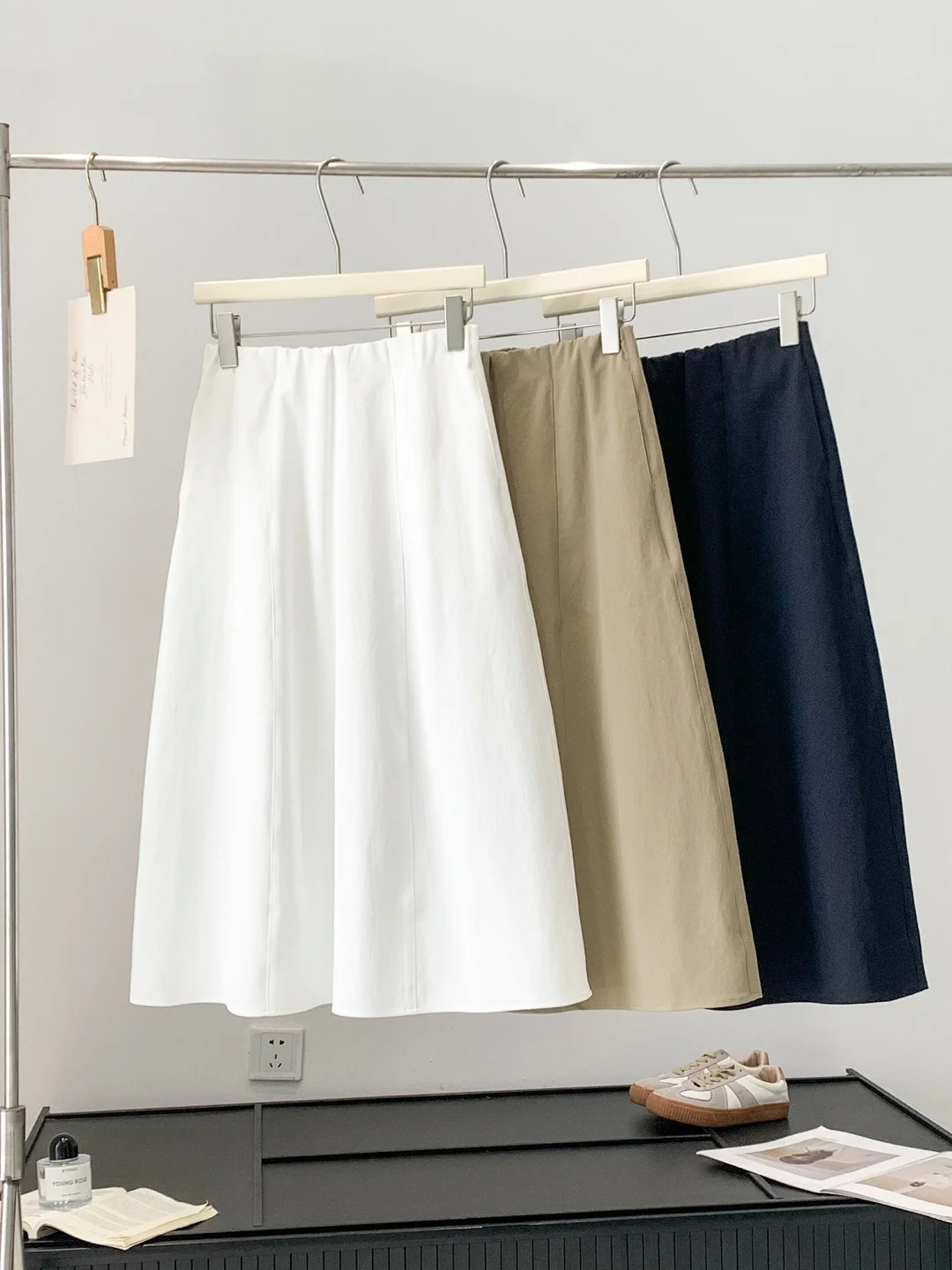 

New Anti-Wrinkle Misty Cloth 7 Pieces High Waist Casual Micro A-Line Skirt Simple Pure Color Versatile Midi Skirt Long Skirt