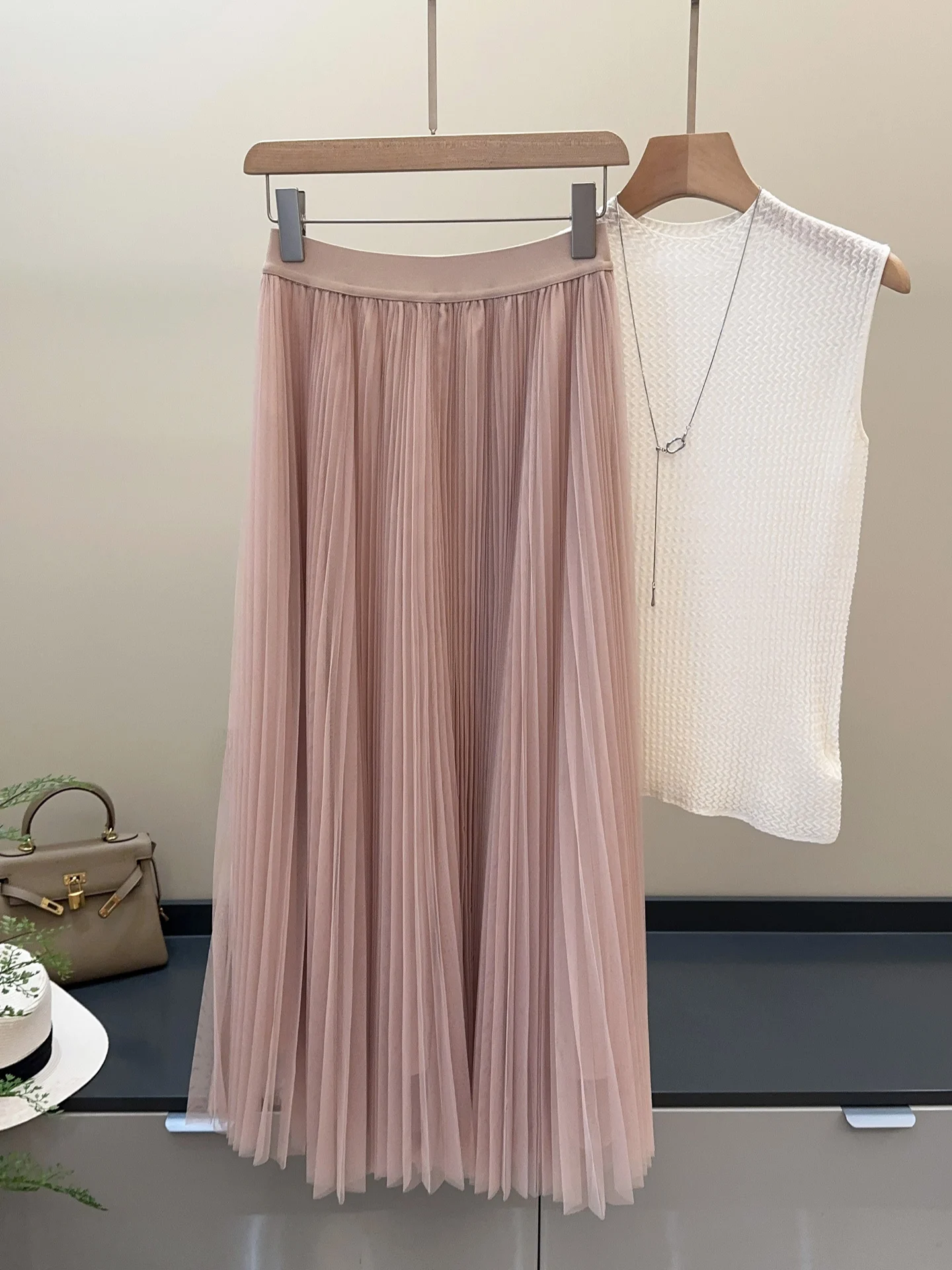 

Gorgeous Half-length Tulle Skirt Fluffy Gored Skirt Polyester Fiber High Waist Elastic-free Daily Wear Spring Summer New Style