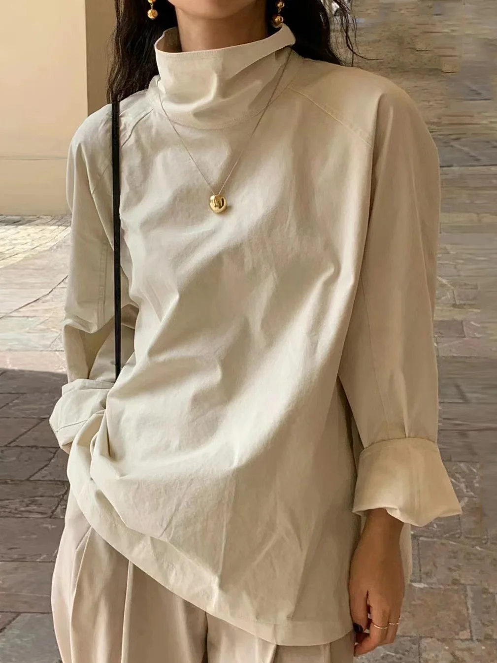 

Элегантная женская рубашка в корейском стиле с длинным рукавом, двусторонняя, с высоким воротником, на пуговицах, шикарная, модная, с уникальным дизайном