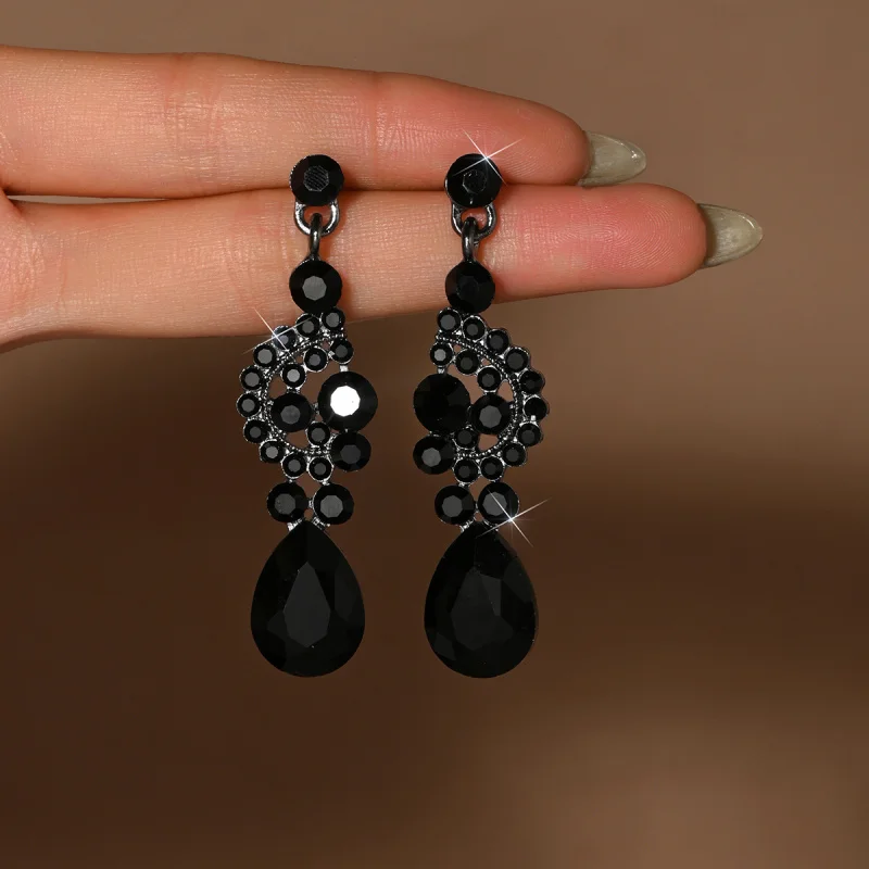 

Alloy Inlaid Diamond Flower Water Drop Elegant Stud Earrings European and American Fashion Design Sense Earrings Light Luxury Ni